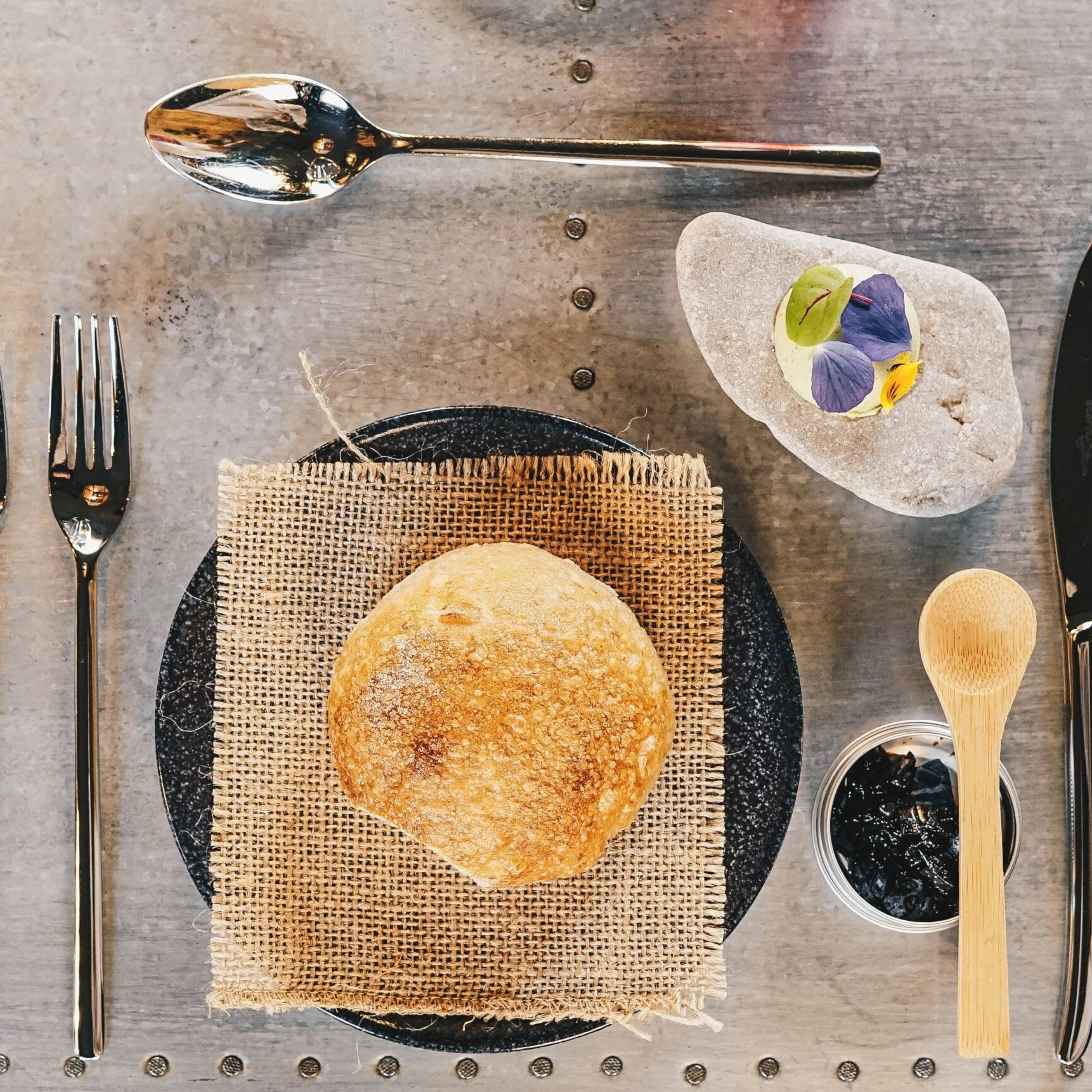 ambitious-studio-rick-barrett-DiKeX8lV8Jw-unsplash